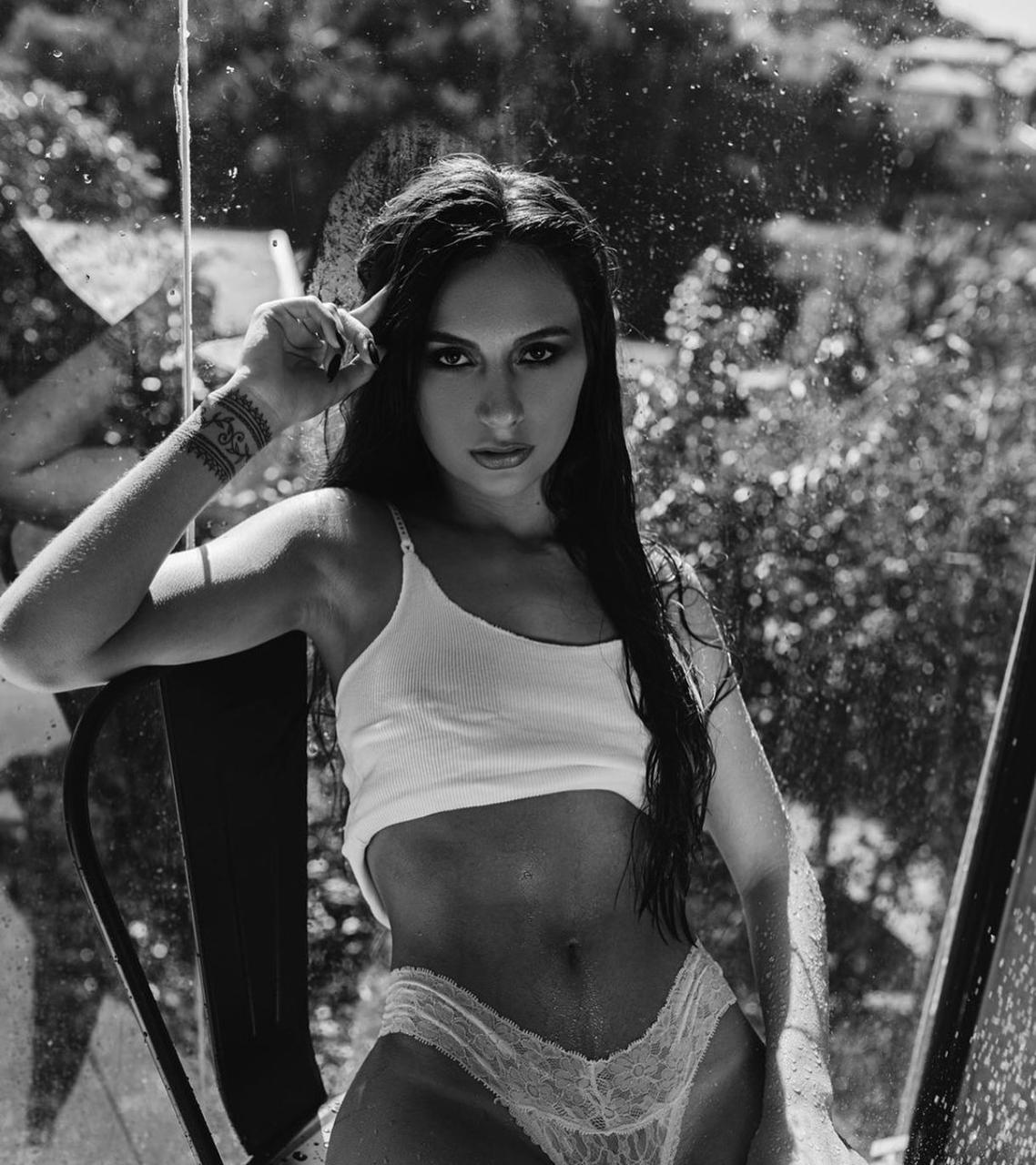 Escort - KATARINA - Ibiza Tops